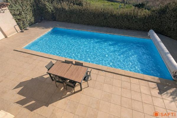 Villa rénovée avec piscine proche du canal et des remparts