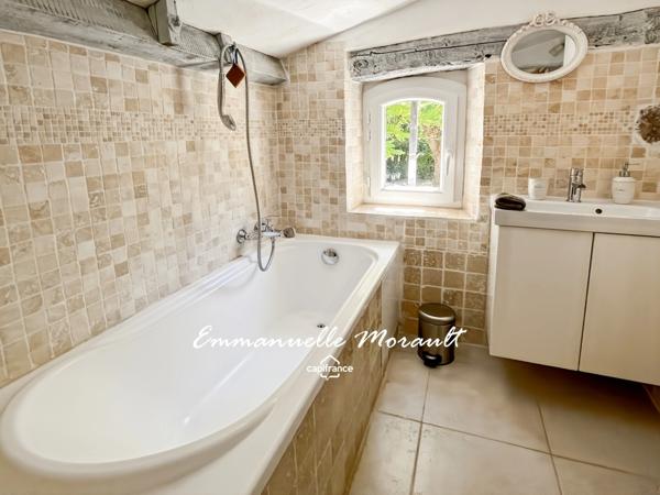 Authentique bergerie rénovée à vendre, 7 pièces, BAGNOLS EN FORET (83)