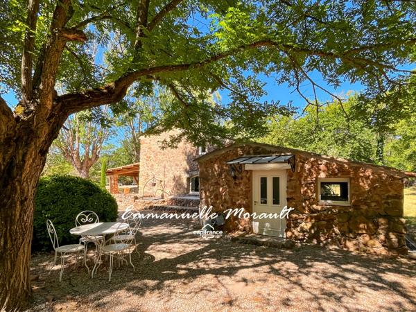Authentique bergerie rénovée à vendre, 7 pièces, BAGNOLS EN FORET (83)