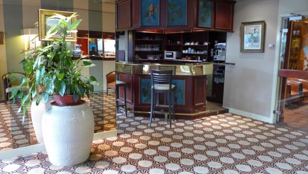 Paris (75017) A LOUER - 2 PIECES - RESIDENCE AVEC SERVICES