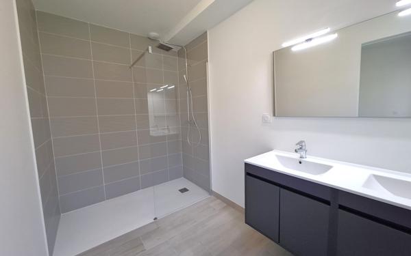 Maison à vendre    5 pièces •  Les Mathes