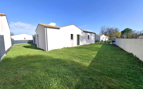 Maison à vendre    5 pièces •  Les Mathes