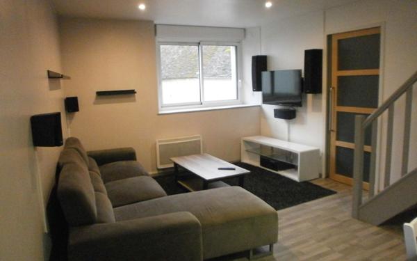 Appartement à louer    2 pièces •  Montabard