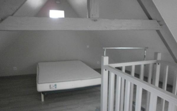 Appartement à louer    2 pièces •  Montabard