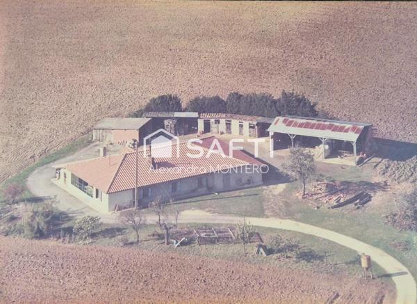 Ferme à rénover avec fort potentiel