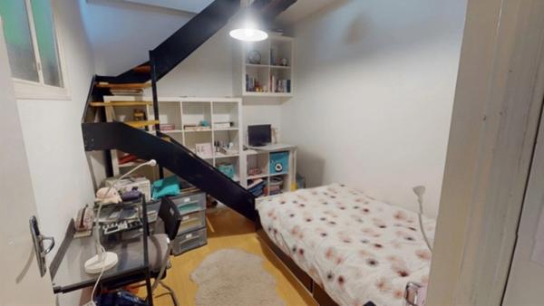 Maison de caractère en hypercentre avec terrasse, cour privative et nombreuses possibilités d'aménagement