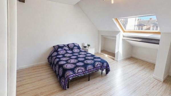 Maison de caractère en hypercentre avec terrasse, cour privative et nombreuses possibilités d'aménagement