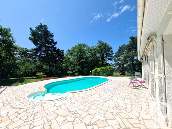 Maison à vendre 9 pièces 220 m² Boutigny-sur-Essonne