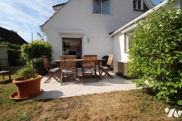 MAISON A VENDRE AU VILLAGE ANGLAIS