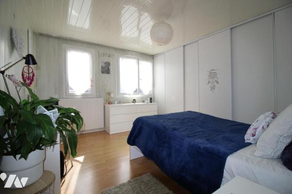 MAISON A VENDRE AU VILLAGE ANGLAIS