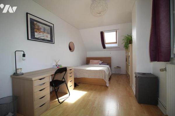 MAISON A VENDRE AU VILLAGE ANGLAIS