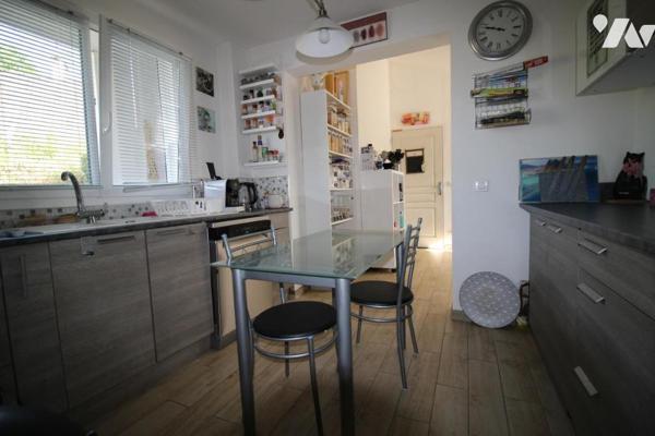 MAISON A VENDRE AU VILLAGE ANGLAIS