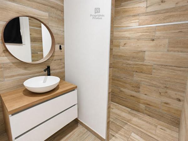CHÂTEAUROUX, LA MARGOTIÈRE, Maison contemporaine de plain-pied, 5 chambres, bureau, piscine, DPE A