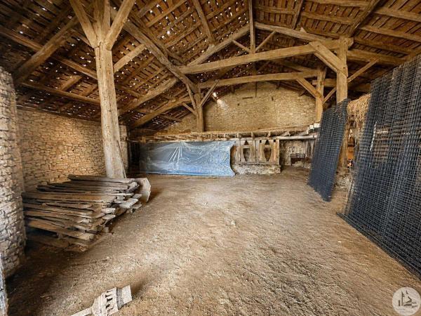 Maison de caractère avec dépendances