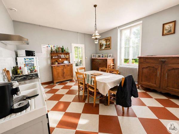 Maison de caractère avec dépendances