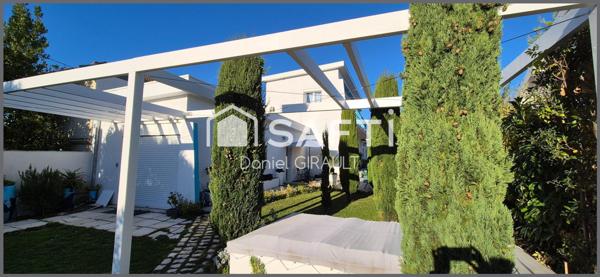 Entre le bleu de l'océan, voiles d'ombrage et élégance à Royan