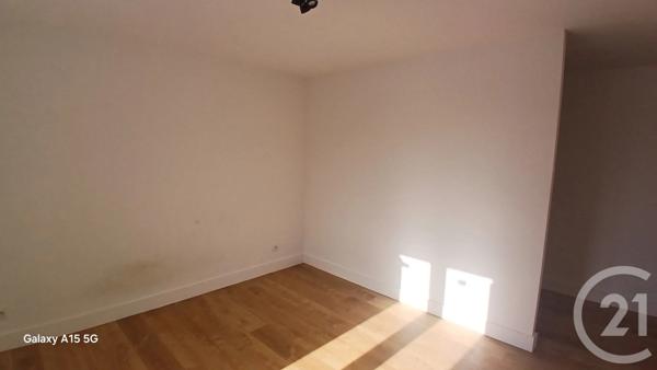 Appartement F3 à vendre  3 pièces - 54,40 m 2   COULOMMIERS  - 77