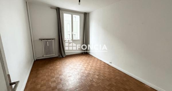 Location Appartement 3 pièces 66 m² - Paris 75014