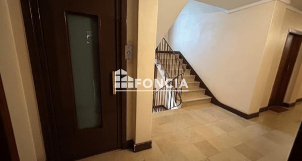 Location Appartement 3 pièces 66 m² - Paris 75014