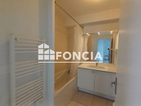 Location Appartement 2 pièces 39.4 m² - 1 & 3 RUE DE LA CITE JACOB Nimes 30000