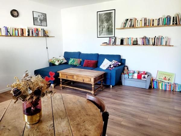 ELVEN  BOURG - Appartement 2 chambres avec parking et terrasse