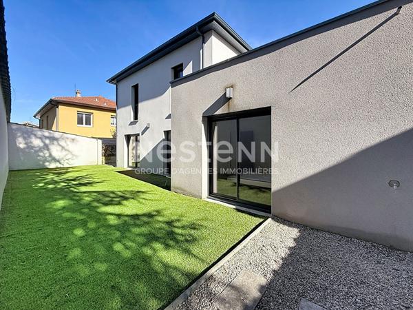 Maison 5 Pièces individuelle avec 4 chambres moderne de 2022 - 69500 BRON