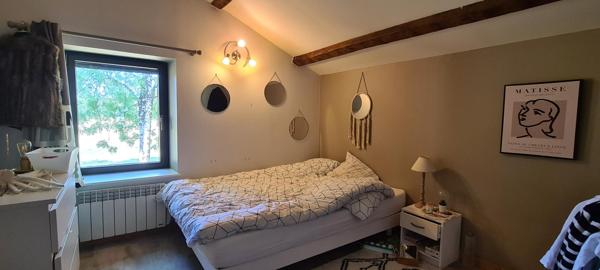 PROPRIETE SUR 15 HECTARES DE TERRAIN