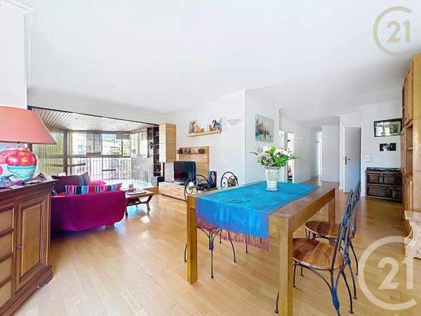 Appartement T5 à vendre  5 pièces - 111,17 m 2   LE CHESNAY  - 78