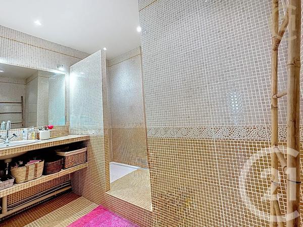 Appartement T5 à vendre  5 pièces - 111,17 m 2   LE CHESNAY  - 78