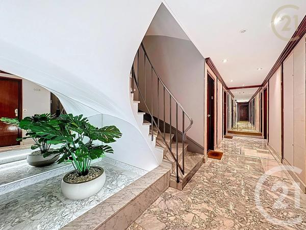 Appartement T5 à vendre  5 pièces - 111,17 m 2   LE CHESNAY  - 78