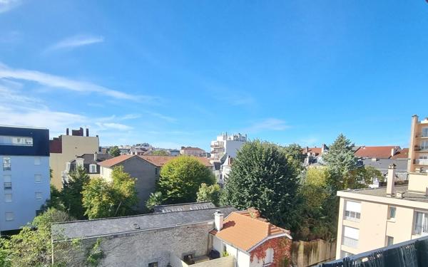 Appartement à vendre    2 pièces • 42 m2 Pau