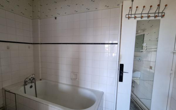 Appartement à vendre    2 pièces • 42 m2 Pau