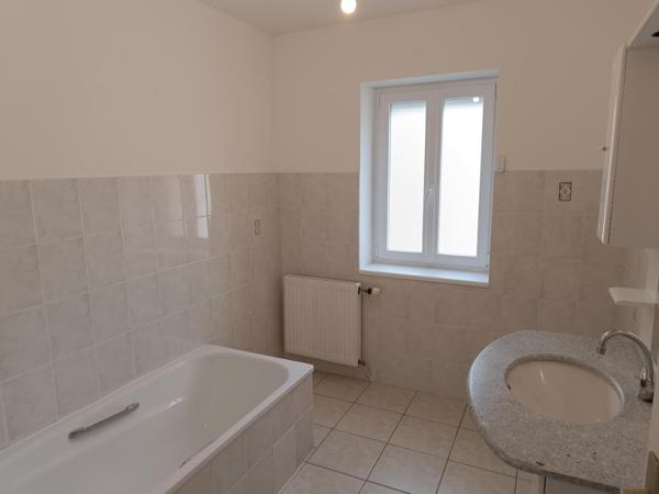 29370 Carhaix Plouguer Appartement de standing centre ville 1 chambre parking privé