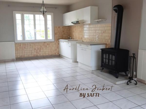 Maison de 110 m² avec grand entrepôt, vendue louée