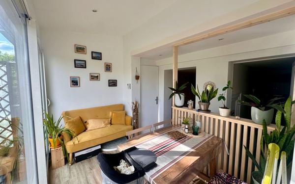 Appartement à vendre    4 pièces • 55 m2 Talence