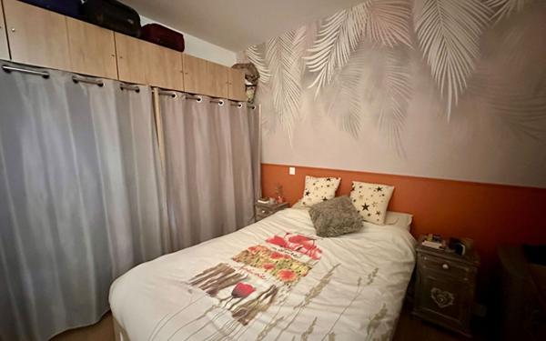 Appartement à vendre    4 pièces • 55 m2 Talence