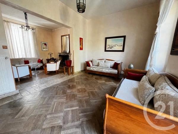 Maison à vendre  10 pièces - 208 m 2   AUNEAU BLEURY ST SYMPHORIEN  - 28