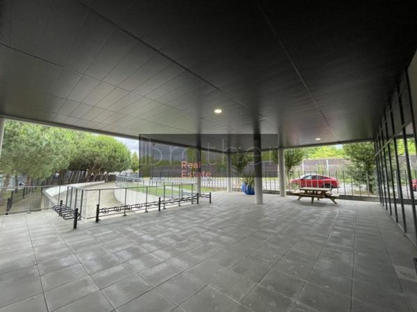 Bureau de 665 m² à louer à Bordeaux Rive Droite