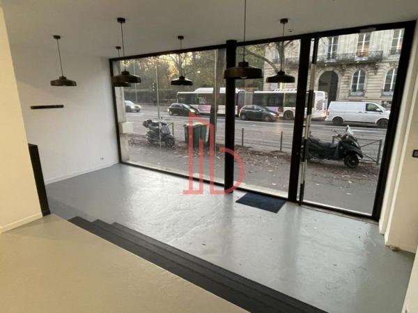Bureau de 256 m² à louer à Bordeaux Jardin Public Quinconces