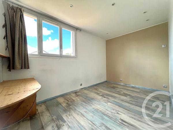 Appartement F3 à vendre  3 pièces - 56,91 m 2   ETAMPES  - 91