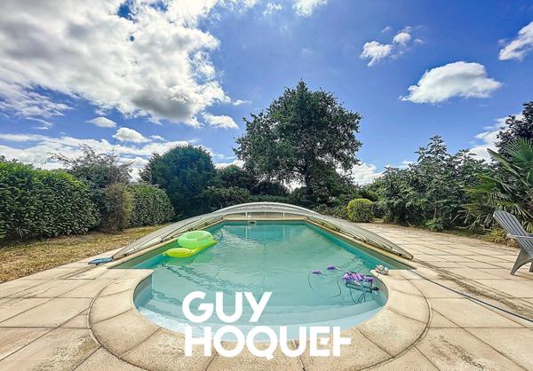 Villa 7 Chambres + Dépendances, Piscine et terrain de 1576 m² - 71570 LA CHAPELLE DE GUINCHAY