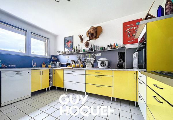 Villa 7 Chambres + Dépendances, Piscine et terrain de 1576 m² - 71570 LA CHAPELLE DE GUINCHAY