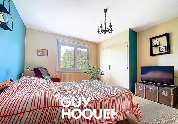 Villa 7 Chambres + Dépendances, Piscine et terrain de 1576 m² - 71570 LA CHAPELLE DE GUINCHAY