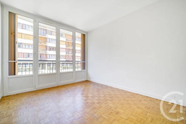 Appartement F4 à vendre  4 pièces - 82 m 2   VANVES  - 92