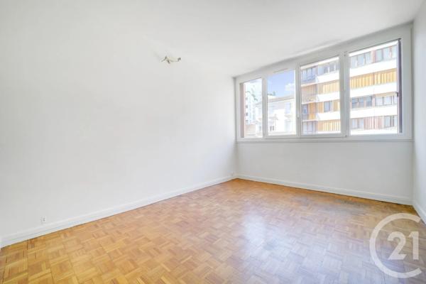 Appartement F4 à vendre  4 pièces - 82 m 2   VANVES  - 92