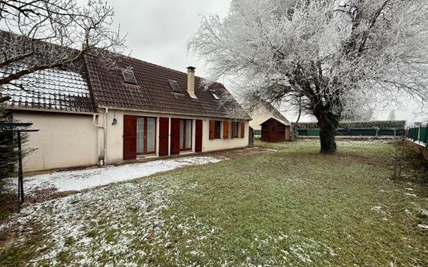 Maison à vendre    6 pièces •  Longchamp