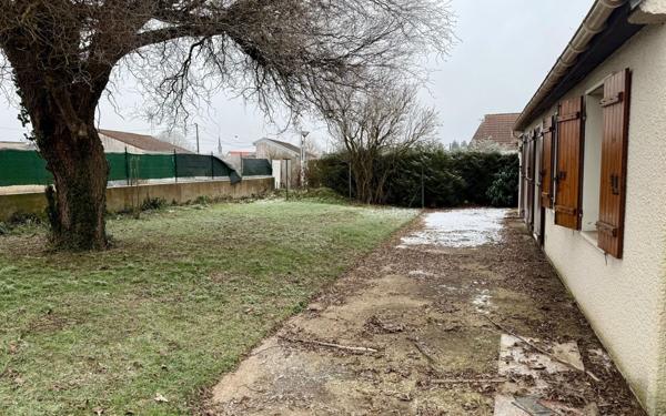 Maison à vendre    6 pièces •  Longchamp