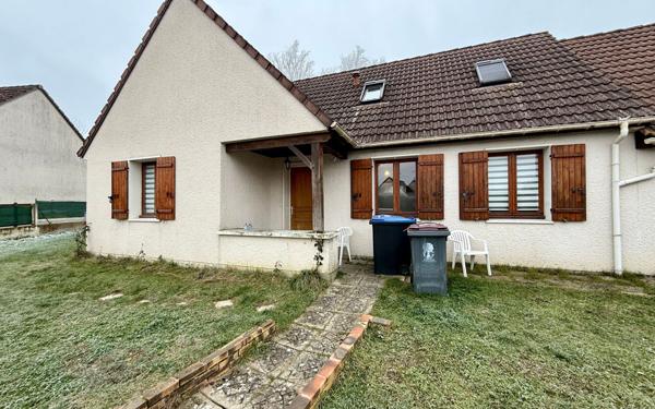 Maison à vendre    6 pièces •  Longchamp