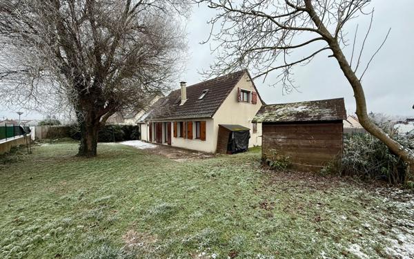 Maison à vendre    6 pièces •  Longchamp