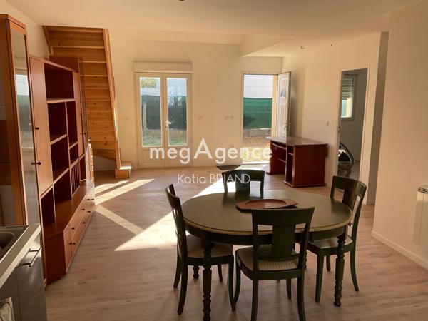 Maison à L' HUISSERIE, 53970 - 5 pièces 98m²